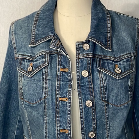 Style & Co. Jean jacket. Size S - Picture 2 of 10